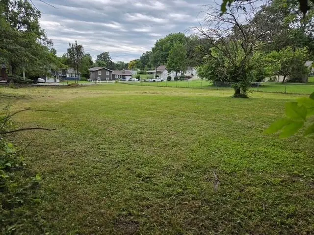 16204 E Independence Avenue, Independence, MO 64050 - #2