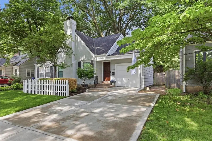 5720 Walmer Street, Mission, KS 66202 - #2