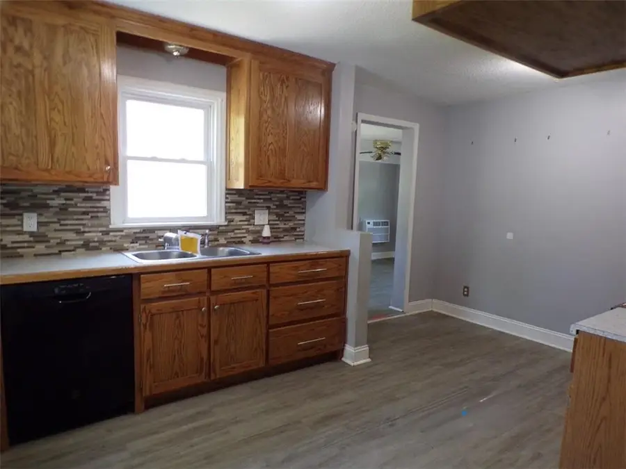 1208 Olive Street, Leavenworth, KS 66048 - #3