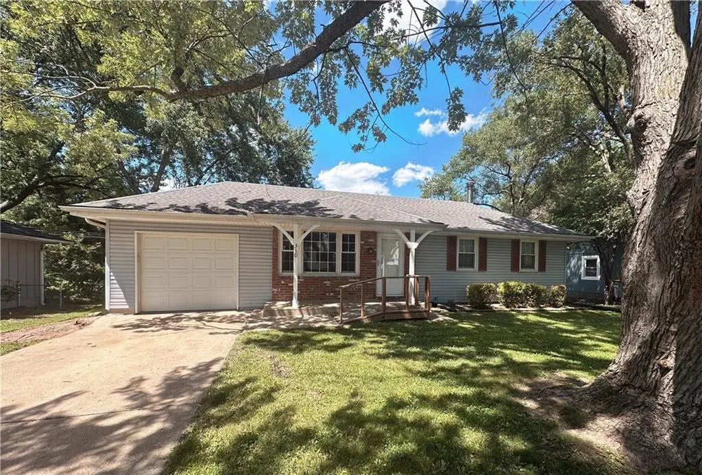 310 Glendana Street, Lees Summit, MO 64081 - #1