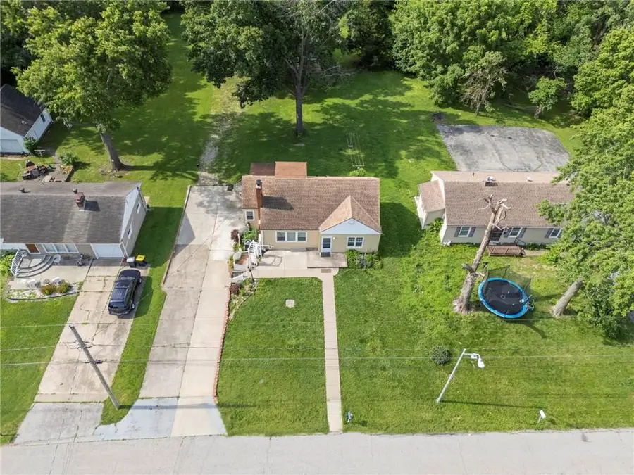 501 NE 87th Street, Kansas City, MO 64155 - #2