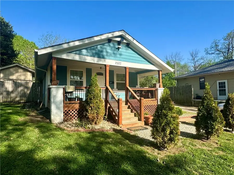 2527 N 43rd Street, Kansas City, KS 66104 - #2