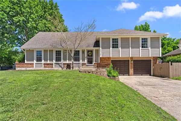 1600 SW 24th Street, Blue Springs, MO 64015