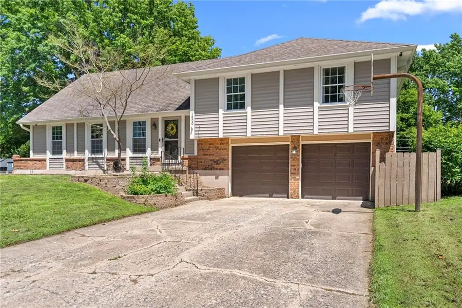 1600 SW 24th Street, Blue Springs, MO 64015 - #3