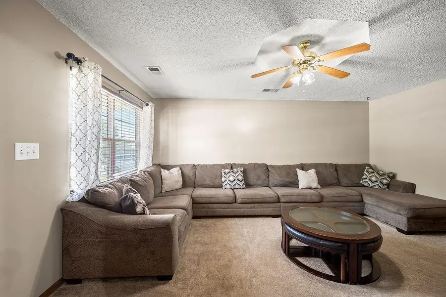 1044 Arrowhead Ridge, Independence, MO 64056 - #2