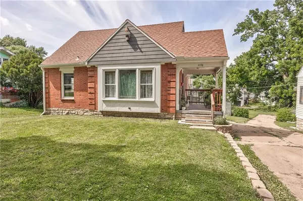 1176 E 77th Terrace, Kansas City, MO 64131