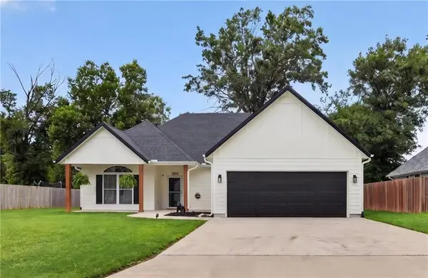 1205 Lakewood Drive, Pittsburg, KS 66762