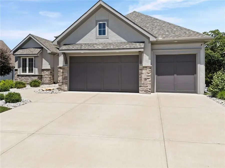 21510 W 45th Terrace, Shawnee, KS 66226 - #3