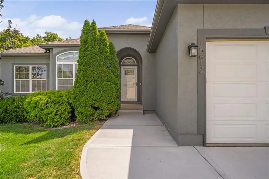 15613 White Drive, Belton, MO 64012 - #2