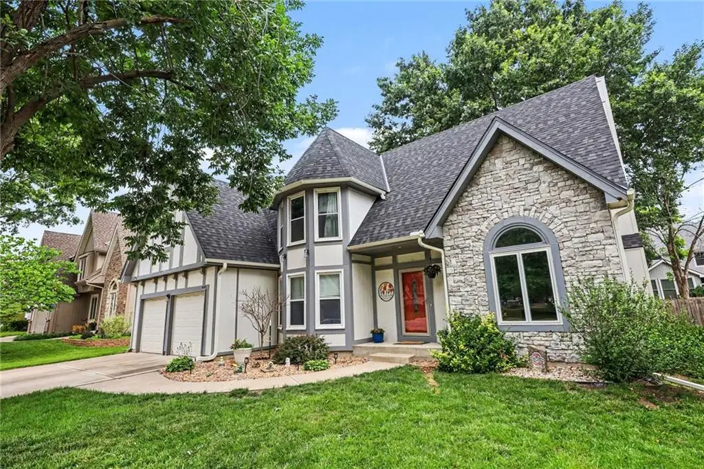 14317 S Blackfoot Drive, Olathe, KS 66062 - #1