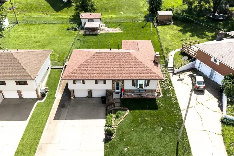 260 Holiday Drive, Lansing, KS 66043 - #2