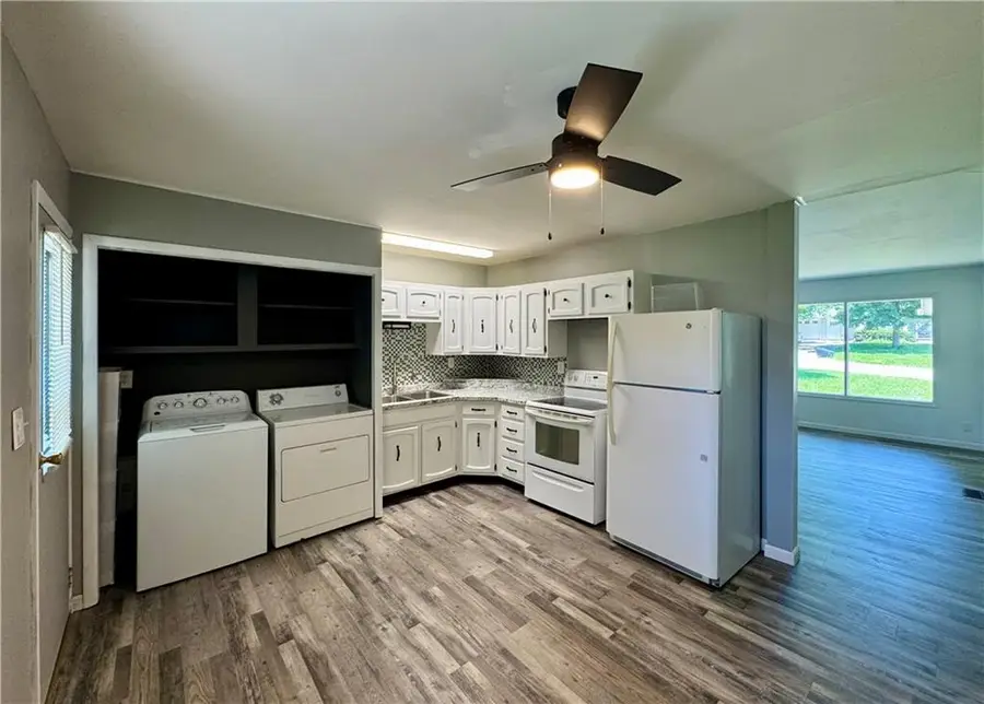 720 W Cooper Street, Maryville, MO 64468 - #2