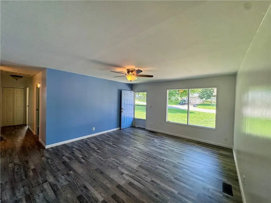 720 W Cooper Street, Maryville, MO 64468 - #3