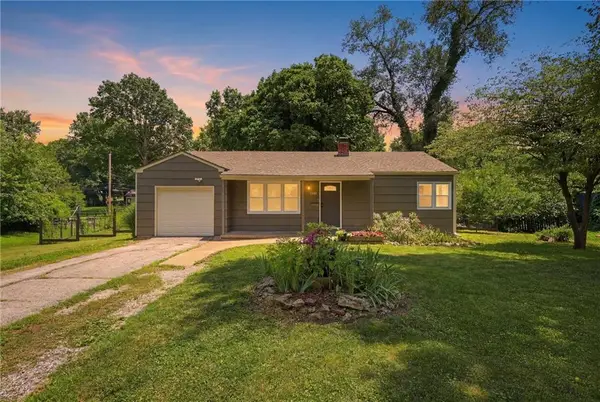 11605 Belmont Avenue, Kansas City, MO 64134