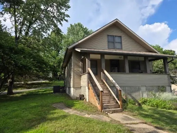 513 Southwest Drive, Warrensburg, MO 64093