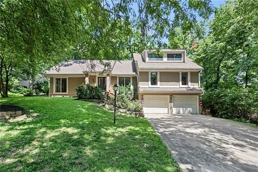 4113 NW Claymont Drive, Kansas City, MO 64116 - #2