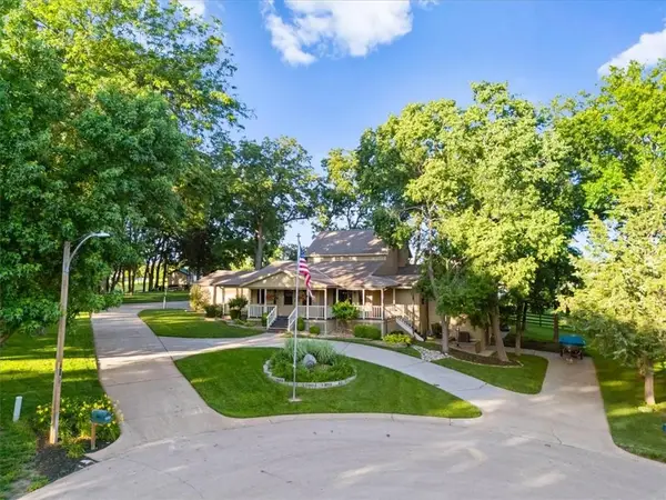 9200 78th Street, Kansas City, MO 64152
