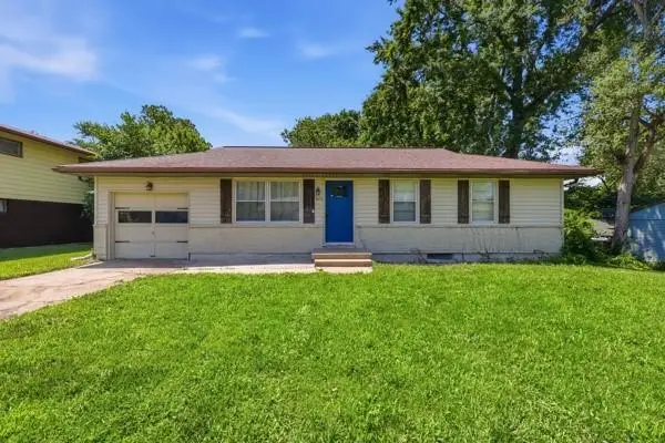 5011 NE 44th Terrace, Kansas City, MO 64117