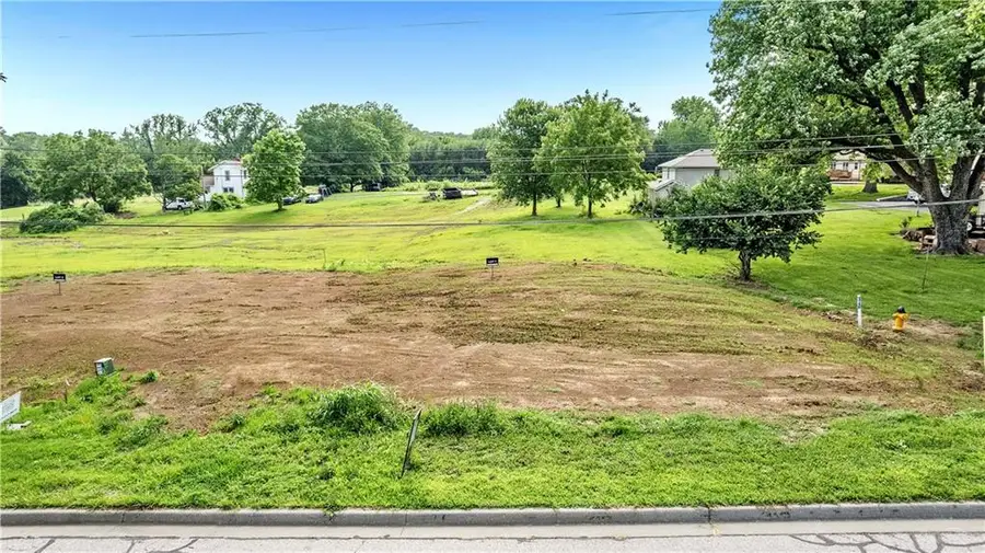 4710 Knox Avenue, Merriam, KS 66203 - #3