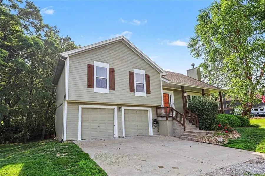 5871 SW Walnut Cove, Trimble, MO 64492 - #3