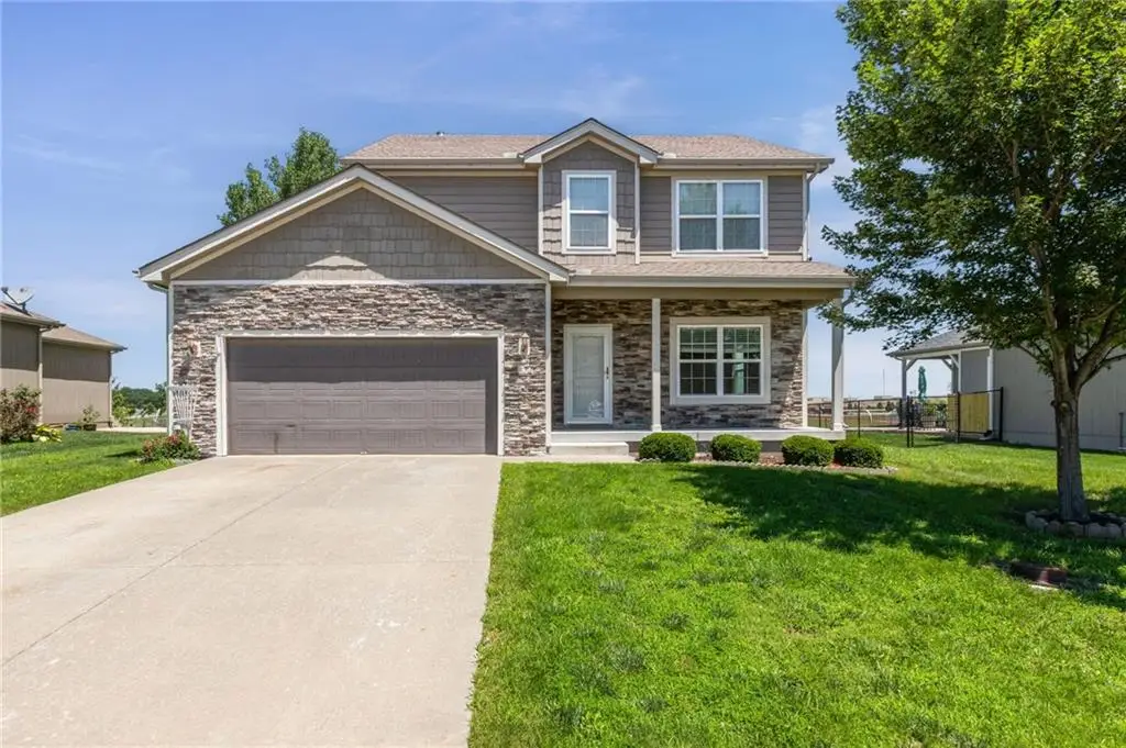 432 E Pawnee Street, Gardner, KS 66030 - #1