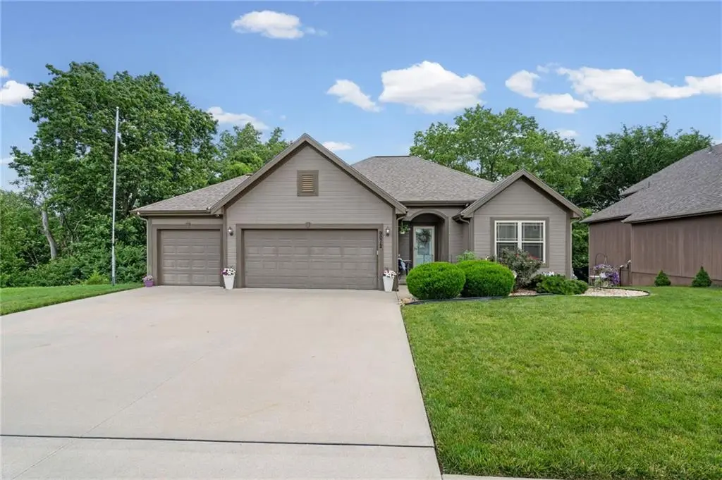 9012 NE 108th Street, Kansas City, MO 64157 - #1
