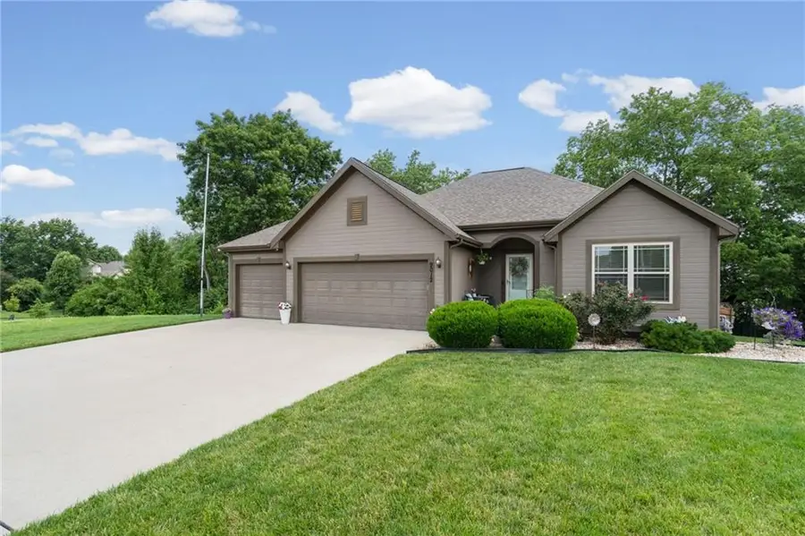 9012 NE 108th Street, Kansas City, MO 64157 - #2