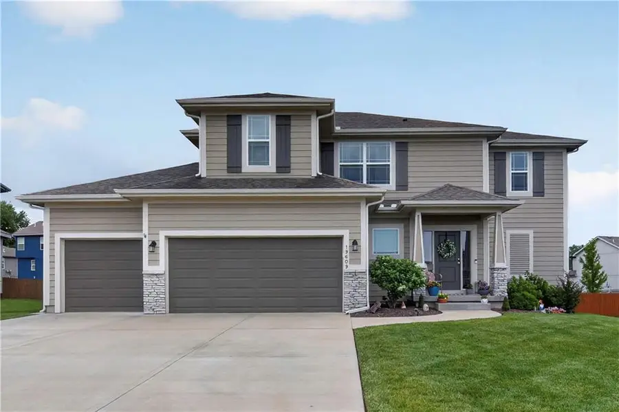 19609 W 197th Street, Spring Hill, KS 66083 - #2