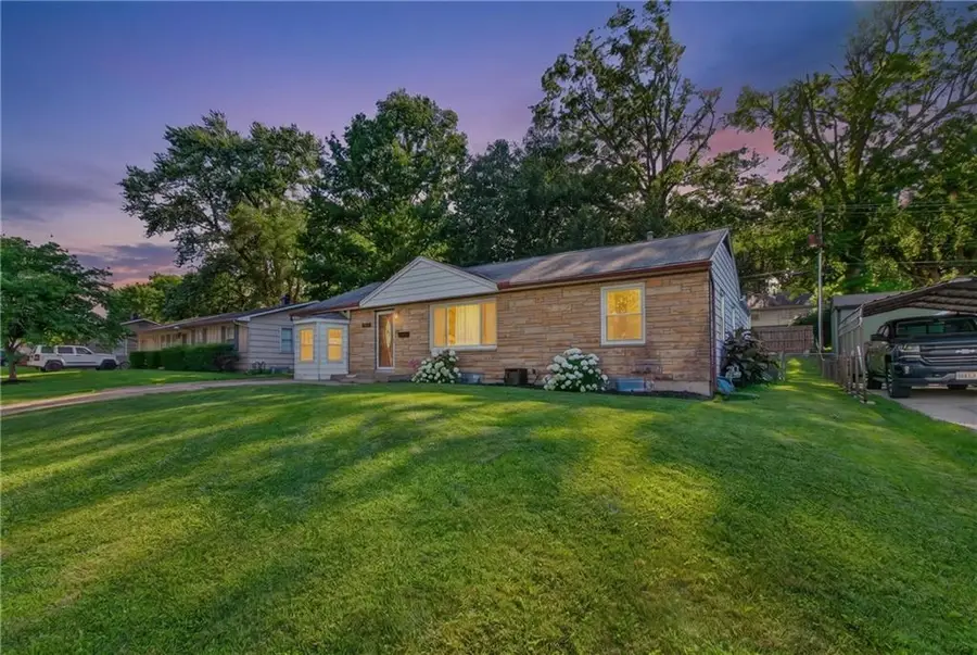 4006 S Lynn Street, Independence, MO 64055 - #2