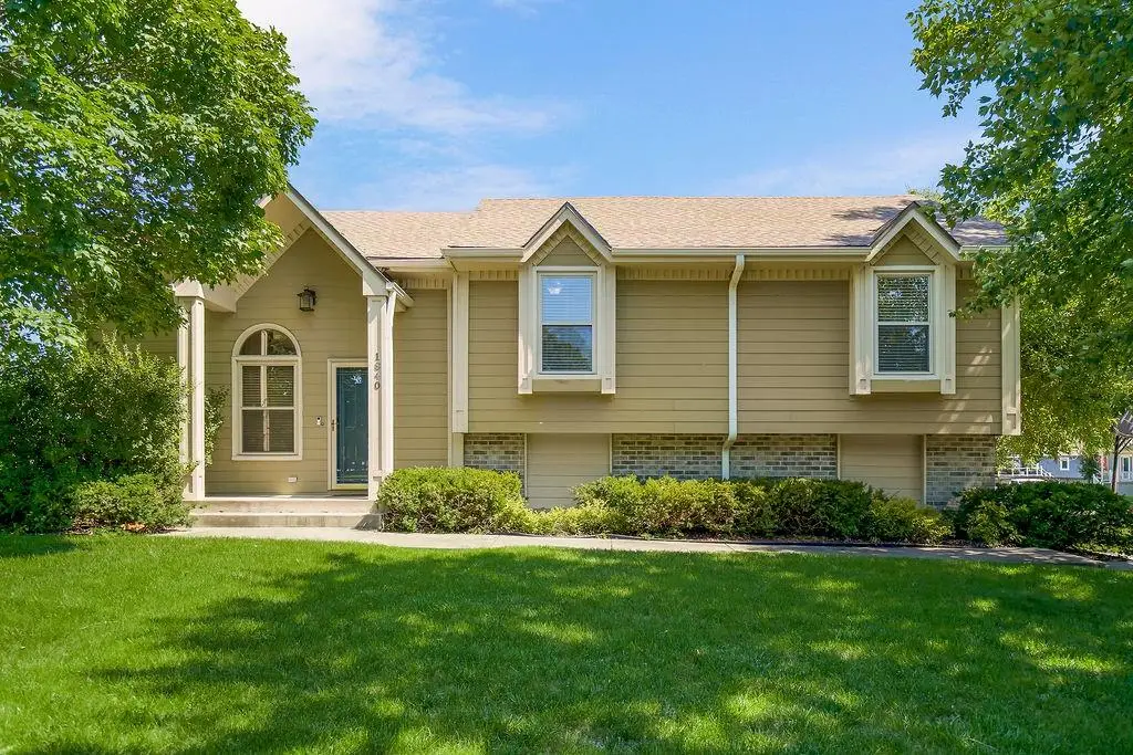1840 SE 7th Street, Lees Summit, MO 64063 - #1