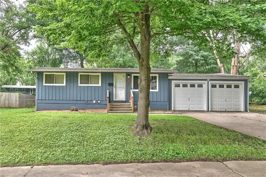 8707 E 91st Terrace, Kansas City, MO 64138 - #3