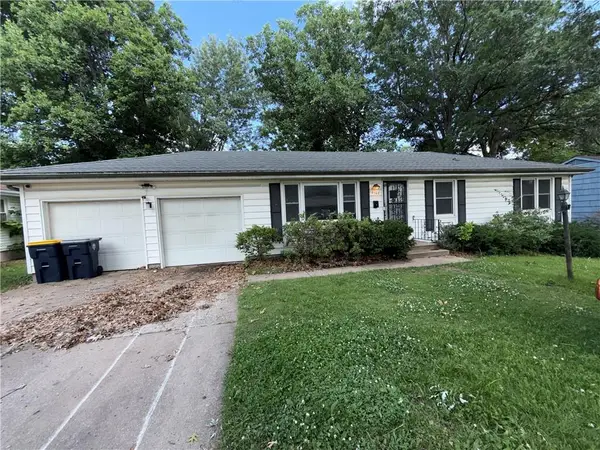 10107 Cambridge Avenue, Kansas City, MO 64134
