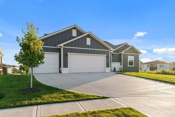 1544 N 162nd Circle, Basehor, KS 66007