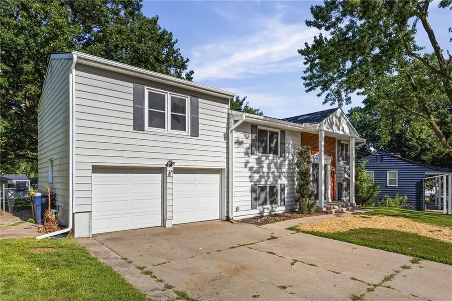 5388 N Palmer Avenue, Kansas City, MO 64119 - #3