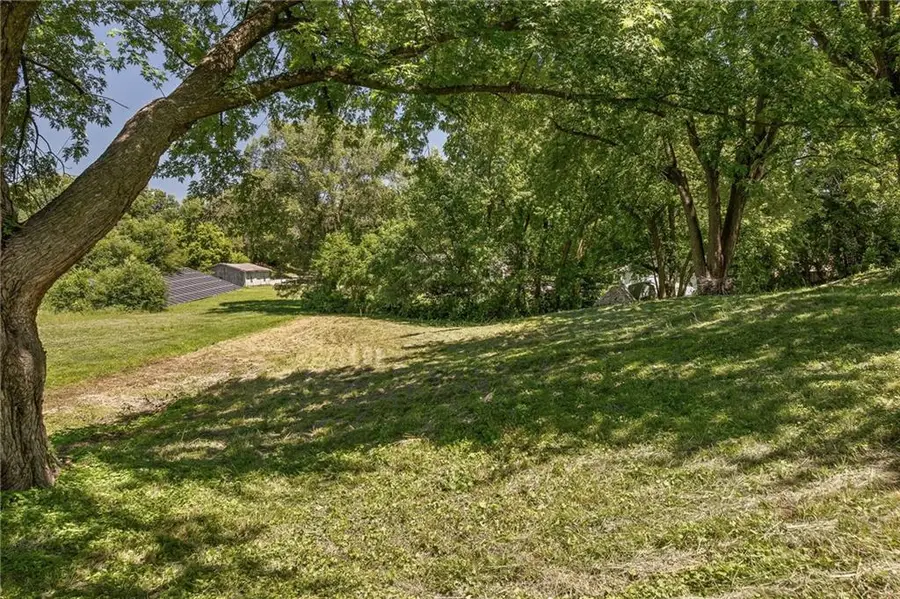 325 A Street, Saint Joseph, MO 64501 - #3