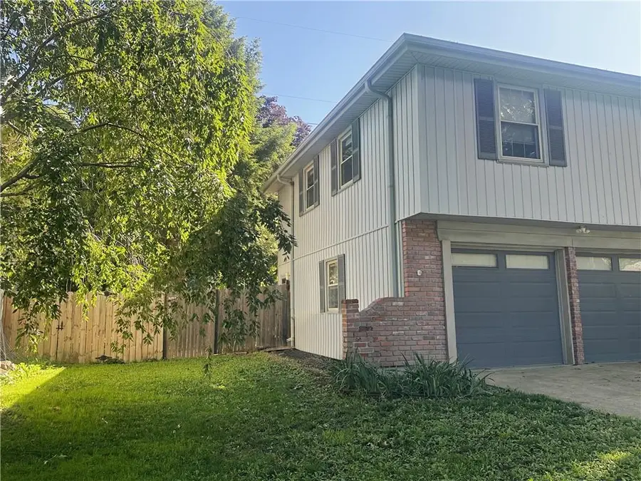 9102 W 81st Terrace, Overland Park, KS 66204 - #3