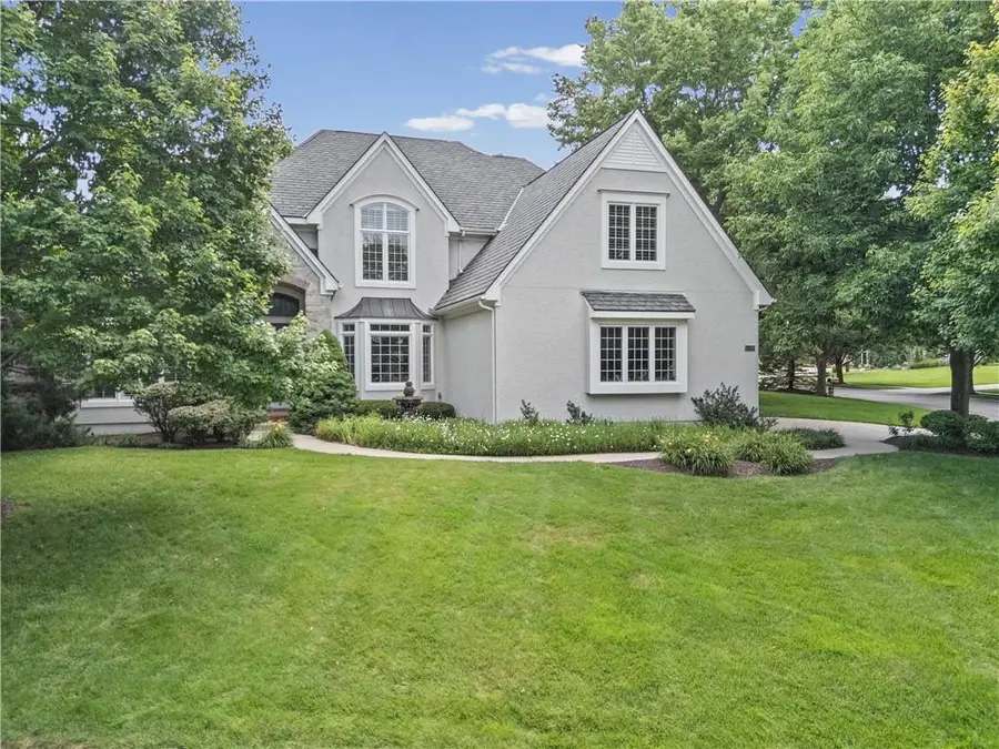 14302 Briar Street, Leawood, KS 66224 - #2