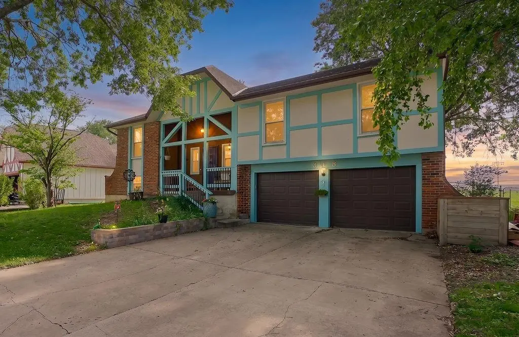 318 N Cherry Street, Gardner, KS 66030 - #1