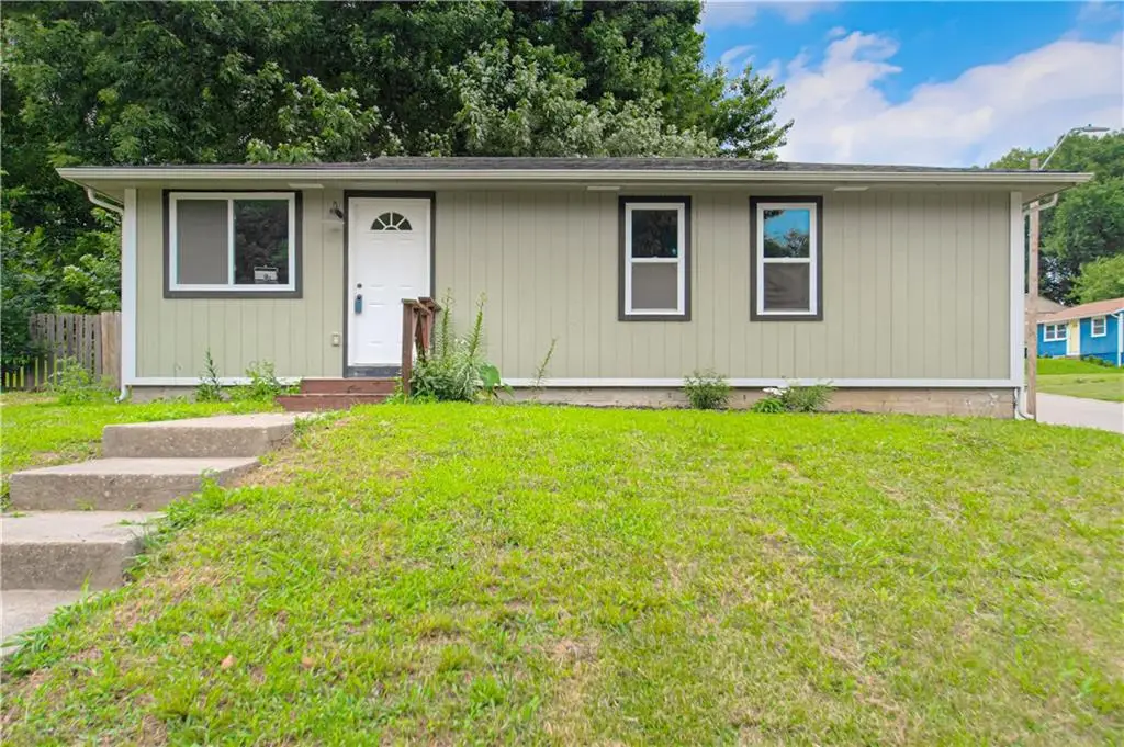 4512 N Tracy Avenue, Kansas City, MO 64116 - #1