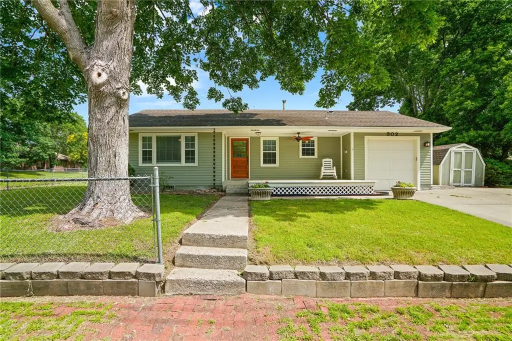 302 E 7th Street, Eudora, KS 66025 - #1