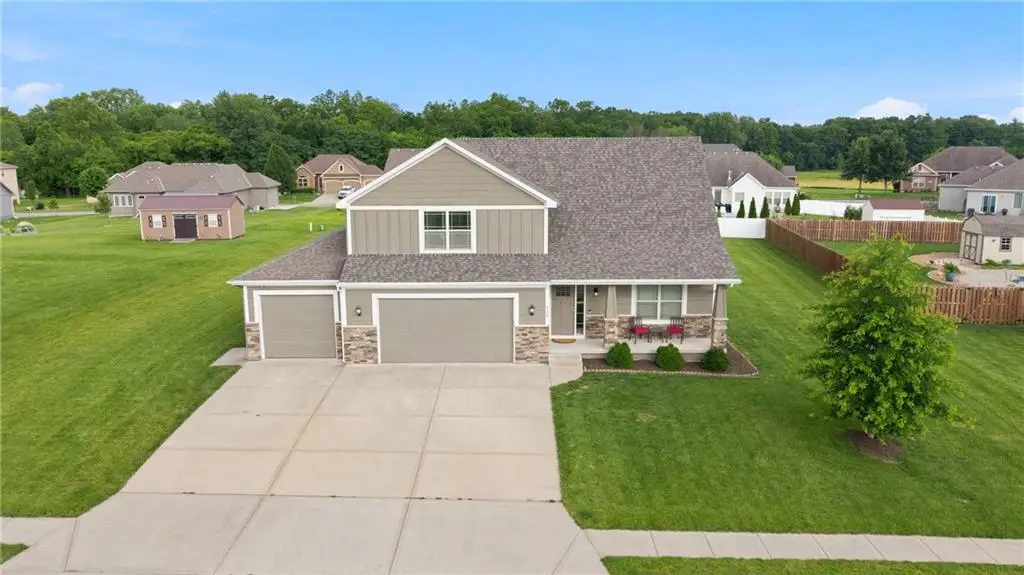 904 Papaw Lane, Pleasant Hill, MO 64080 - #1