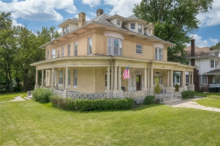 2120 Faraon Street, Saint Joseph, MO 64501 - #3