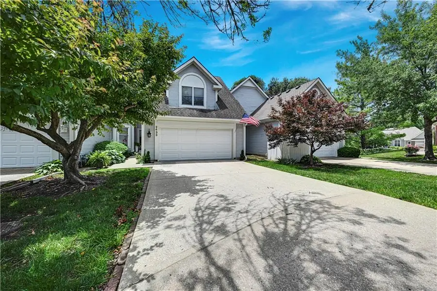 2433 W 137th Place, Leawood, KS 66224 - #3