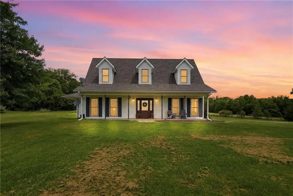 8700 S Corn Cemetery Road, Oak Grove, MO 64075 - #1
