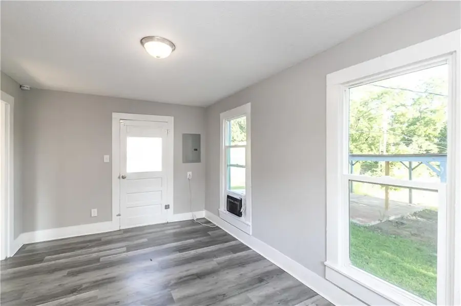 505 E Wall Street, Harrisonville, MO 64701 - #2