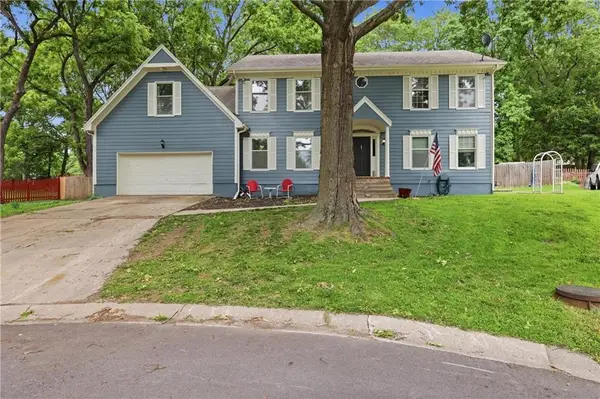 1402 NW Weatherstone Lane, Blue Springs, MO 64015