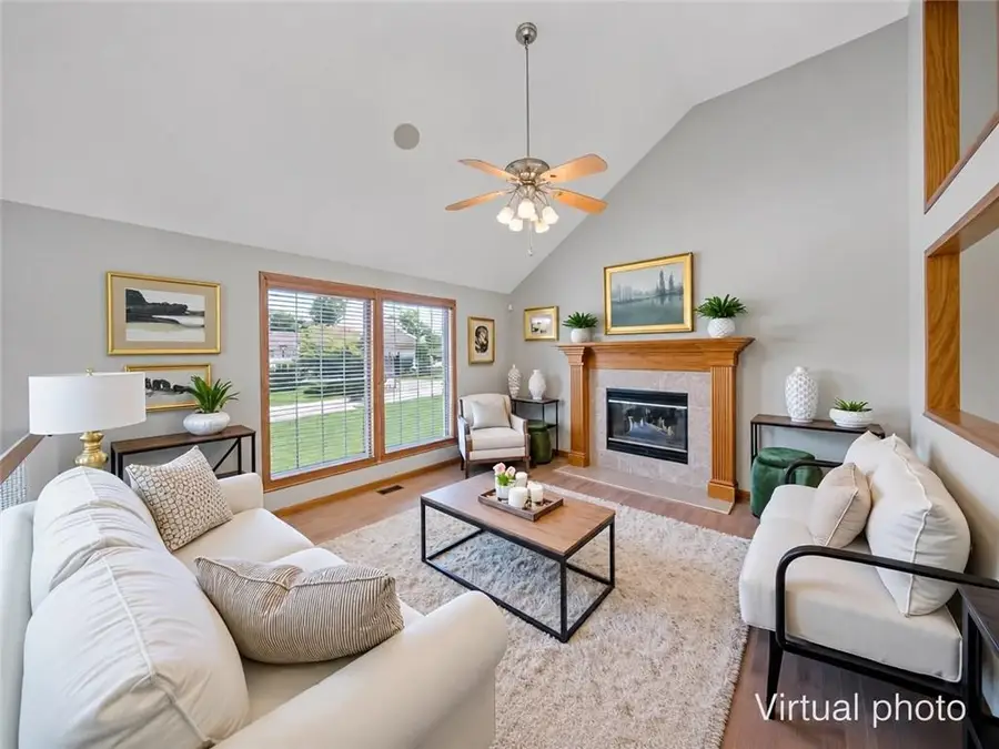 14637 Crystal Place, Grandview, MO 64030 - #3