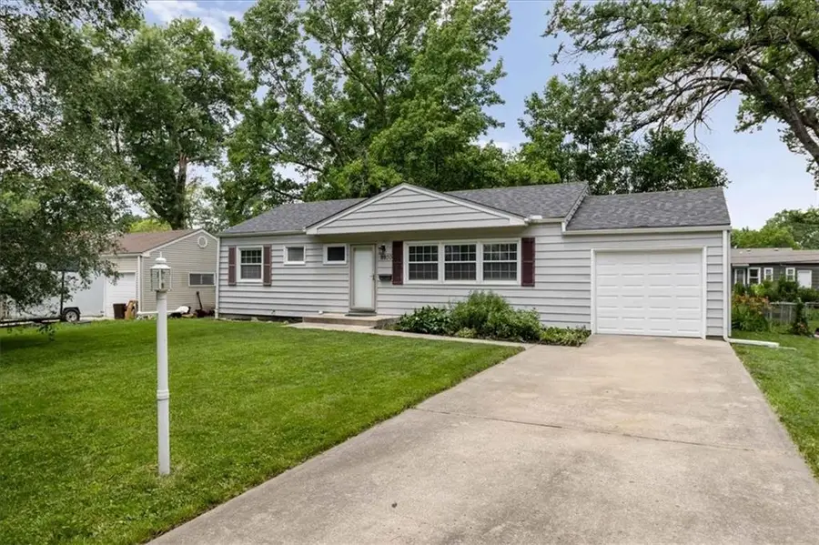 9930 Campbell Street, Kansas City, MO 64131 - #2