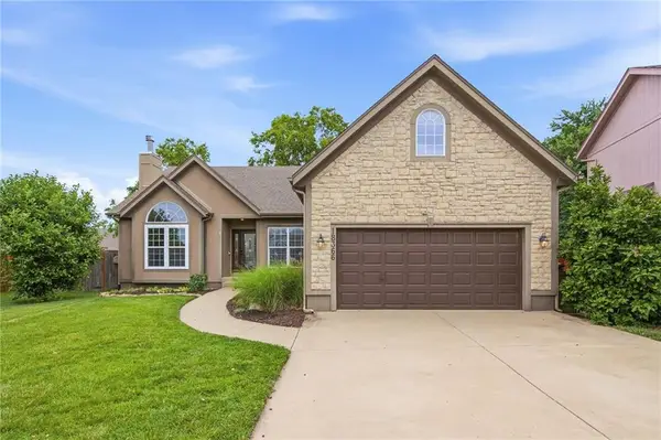 18366 W 157 Terrace, Olathe, KS 66062