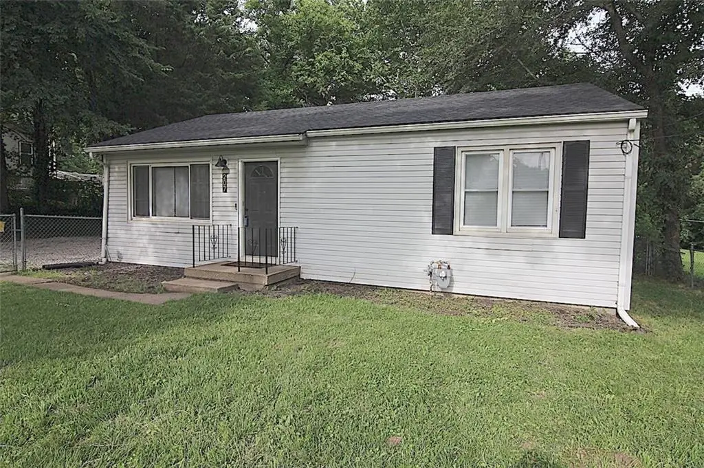 207 S 65th Street, Kansas City, KS 66111 - #1